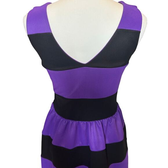 HARPA Sleeveless Low Back Fit and Flare Striped Dress in Purple/Black-Size M - Picture 4 of 7